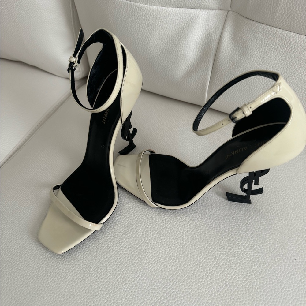 Saint Laurent Opyum leather Heels Sandals
